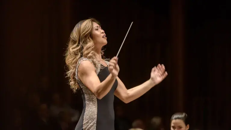 Marie conducting